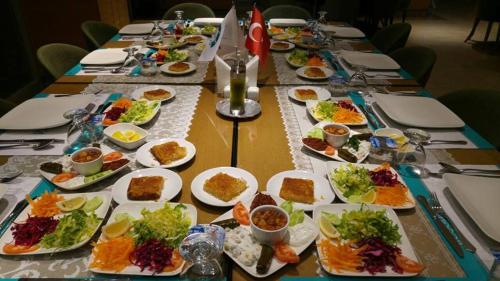 This photo about YZE Pırlanta Hotel shared on HyHotel.com