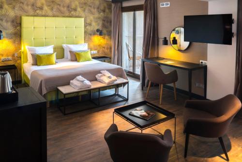 Hotel Saint-Aygulf in Frejus Hotel Saint-Aygulf in Frejus