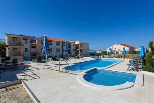 Apartments San Jozef in Okrug Gornji Apartments San Jozef in Okrug Gornji