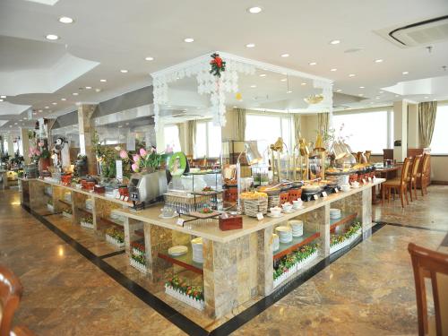 Food and beverages, A25 Luxury Hotel in Hai Ba Trung District Food and beverages, A25 Luxury Hotel in Hai Ba Trung District