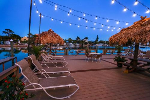 設施, 海灣棕櫚海濱度假酒店及碼頭 (Bay Palms Waterfront Resort - Hotel and Marina) in 佛羅里達州聖皮特海灘(FL) 設施, 海灣棕櫚海濱度假酒店及碼頭 (Bay Palms Waterfront Resort - Hotel and Marina) in 佛羅里達州聖皮特海灘(FL)
