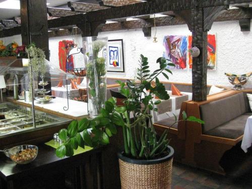 Étterem, Leuchtners an der Rennbahn in Iffezheim Étterem, Leuchtners an der Rennbahn in Iffezheim