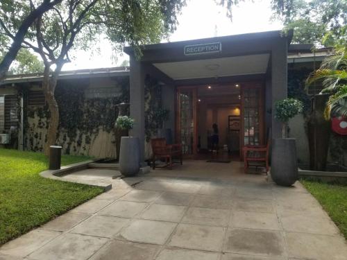 Ufulu Gardens Hotel in Lilongwe Ufulu Gardens Hotel in Lilongwe