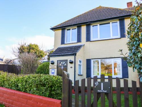 Downsview House
Downsview House