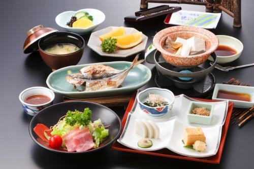อาหารและเครื่องดื่ม, โรงแรมฮาโกเนะ คาจิคาโซ (Hakone Hotel Kajikaso) in ฮาโกเน่ อาหารและเครื่องดื่ม, โรงแรมฮาโกเนะ คาจิคาโซ (Hakone Hotel Kajikaso) in ฮาโกเน่