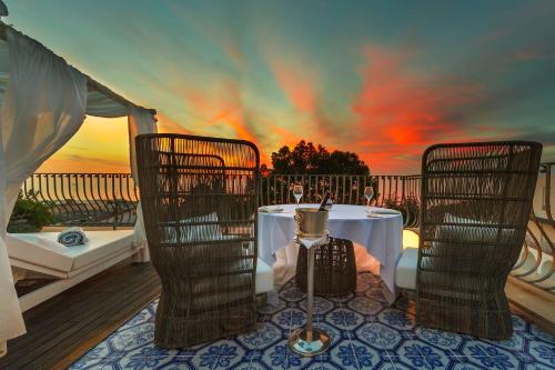 شرفة/ تراس, Hotel Villa Blu Capri in اناكابري شرفة/ تراس, Hotel Villa Blu Capri in اناكابري