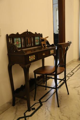 This photo about The Golden Oriole shared on HyHotel.com