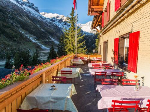 Gasthaus Goscheneralp in ก็อสเช็นเน็น Gasthaus Goscheneralp in ก็อสเช็นเน็น