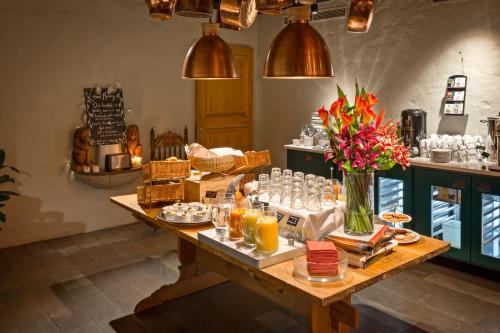 This photo about Victory Apartments shared on HyHotel.com