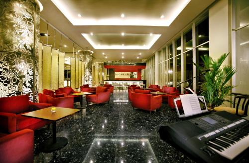 Shared lounge/TV area, Atria Hotel Magelang in Magelang Shared lounge/TV area, Atria Hotel Magelang in Magelang