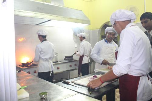 숙소 외관, Asian Hotel Butwal in 부트왈 숙소 외관, Asian Hotel Butwal in 부트왈