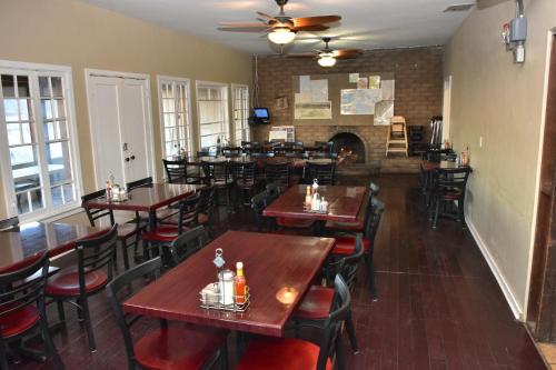 Restaurante, Panamint Springs Motel & Tents in Lone Pine (CA) Restaurante, Panamint Springs Motel & Tents in Lone Pine (CA)