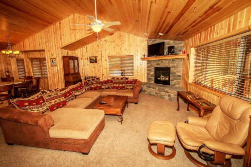 This photo about Luck of the Irish #1478 shared on HyHotel.com