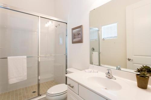 This photo about Paradise in Patriots Landing- Reunion shared on HyHotel.com