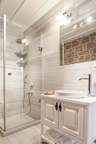 This photo about Cunda Pur Beyaz Hotel shared on HyHotel.com