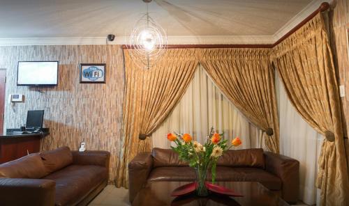 This photo about Ekuthuleni Guest House - Soweto shared on HyHotel.com