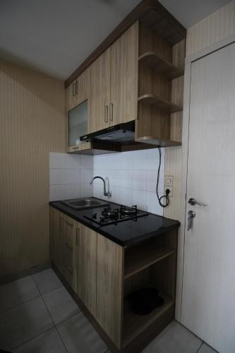 Køkken, Noname Room @Grand Centerpoint Apartment near Taman Kota Bekasi Køkken, Noname Room @Grand Centerpoint Apartment near Taman Kota Bekasi