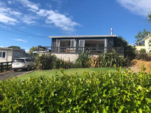 Vista exterior, The Black Pearl, Waiheke Island in Isla Waiheke Vista exterior, The Black Pearl, Waiheke Island in Isla Waiheke