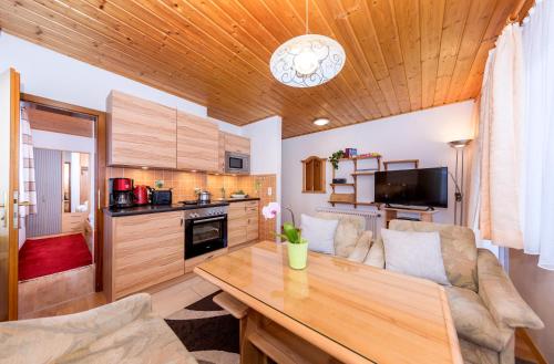 Appartements Haus Sonnenschein in Целль-ам-Зе Appartements Haus Sonnenschein in Целль-ам-Зе