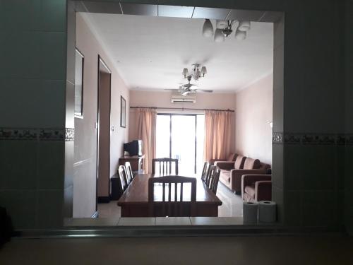 This photo about Marina Court Resort Condominium shared on HyHotel.com