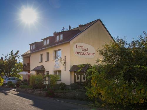 Entrance, Bed & Breakfast Sandra Muller in Burg (Mosel) Entrance, Bed & Breakfast Sandra Muller in Burg (Mosel)
