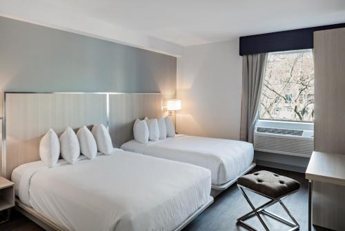 Gatsby Hotel in Lower East Side Gatsby Hotel in Lower East Side