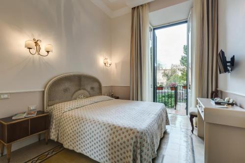 Hotel Rome Charming Suites