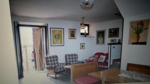 Casa Tosca in Esino Lario Casa Tosca in Esino Lario