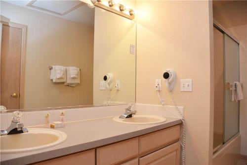 This photo about Sawmill Creek Village Unit 115 shared on HyHotel.com