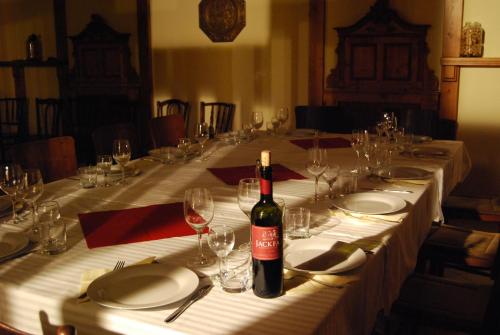 Ételek és italok, Jackfall Apartman es Fogado in Villánykövesd Ételek és italok, Jackfall Apartman es Fogado in Villánykövesd