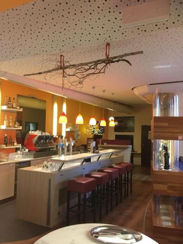 ผับ/เลาจน์, Kunstcafe Rooms in สเตเจอร์สบาช ผับ/เลาจน์, Kunstcafe Rooms in สเตเจอร์สบาช
