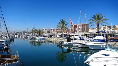 Entrada, Cristina Port & Beach - Apartment in Masnou Entrada, Cristina Port & Beach - Apartment in Masnou