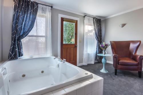 在meiguo.com看到的Wild Iris Inn的介绍图片