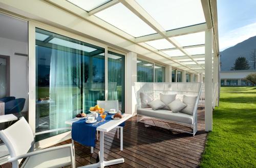 Balcony/terrace, Seven Park Hotel Lake Como - Adults Only in Colico Balcony/terrace, Seven Park Hotel Lake Como - Adults Only in Colico