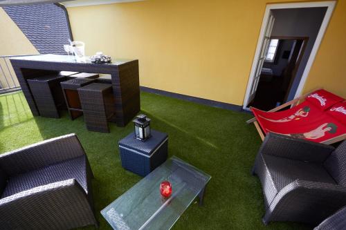 Der Heurige im Gasthaus zum Lowen in Freising Der Heurige im Gasthaus zum Lowen in Freising