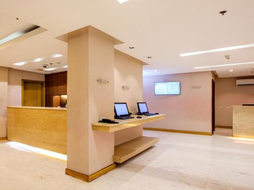 Business center, Jinjiang Inn – Ortigas near PSC-ULTRA Business center, Jinjiang Inn – Ortigas near PSC-ULTRA