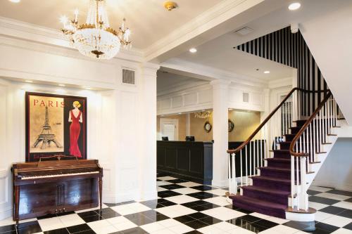 This photo about Maison St. Charles shared on HyHotel.com