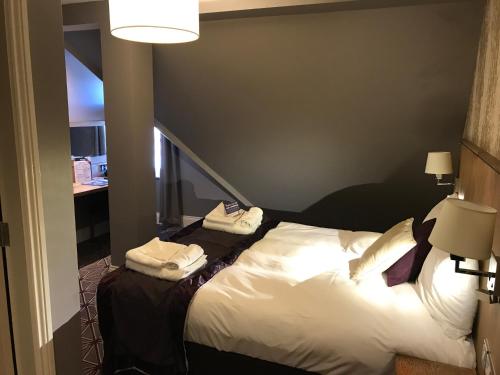 This photo about Pilgrims Progress Wetherspoon shared on HyHotel.com