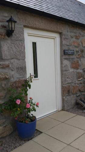 Bejárat, Lady Macbeths Rest in Grantown On Spey Bejárat, Lady Macbeths Rest in Grantown On Spey