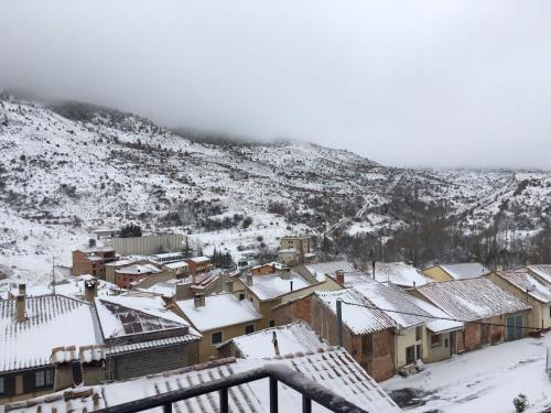 Kilátás, Cielo de Camarena in Camarena De La Sierra Kilátás, Cielo de Camarena in Camarena De La Sierra