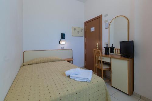 This photo about Hotel New York shared on HyHotel.com