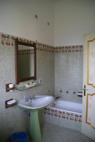 This photo about Agriturismo Tenuta Quarto Santa Croce shared on HyHotel.com