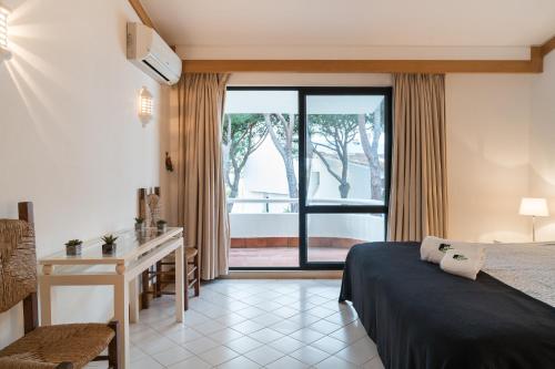 BmyGuest - Quinta do Lago Lounge Apartment in Алмансил BmyGuest - Quinta do Lago Lounge Apartment in Алмансил