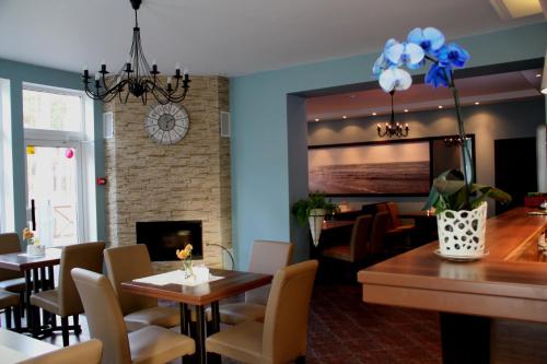 Паб/Коктейль-бар, Dzintars Hotel in Юрмала Паб/Коктейль-бар, Dzintars Hotel in Юрмала