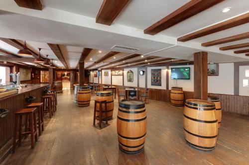 حانة/استراحة, فندق نايادي سبورت (Sport Hotel Nayade) in Los Angeles de San Rafael حانة/استراحة, فندق نايادي سبورت (Sport Hotel Nayade) in Los Angeles de San Rafael