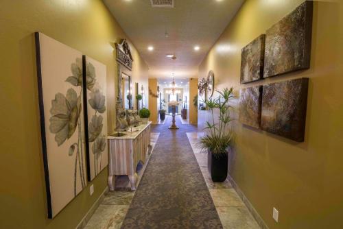 Instalaciones, The Tavern Hotel in Cottonwood Instalaciones, The Tavern Hotel in Cottonwood