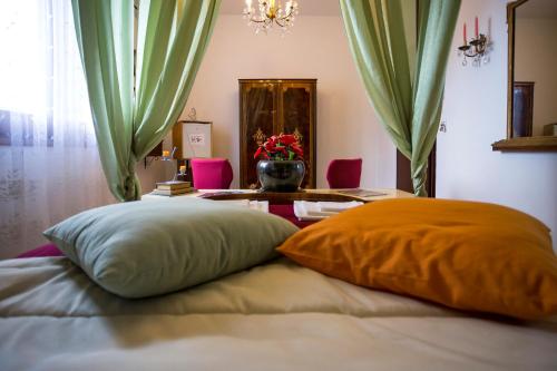 This photo about The Villa of Artists shared on HyHotel.com