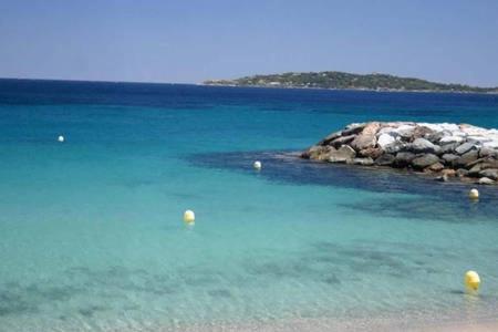 This photo about Les Coralines shared on HyHotel.com