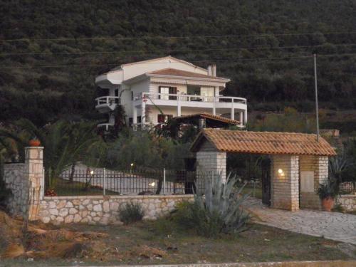Entrance, Villa Virginia in Vonitsa Entrance, Villa Virginia in Vonitsa