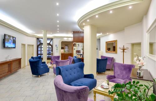 Lobby, Hotel Continental in Marianske Lazne City Center Lobby, Hotel Continental in Marianske Lazne City Center